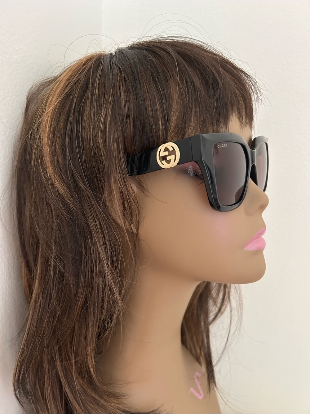 GUCCI. Gold GG Logo Gradient Cat Eye Sunglasses GG1023S 005 54 - 17-140 - Picture 10 of 11